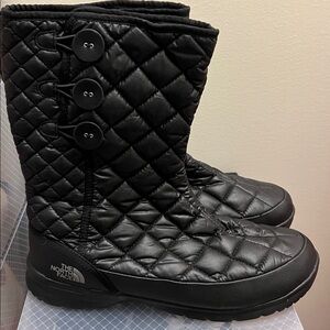 The North Face  Quilted Black Boots